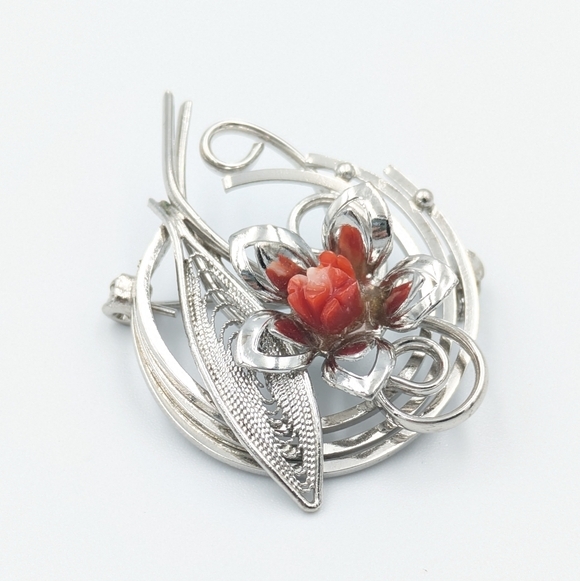 Jewelry - Vintage carved red coral and silver tone metal work brooch pin